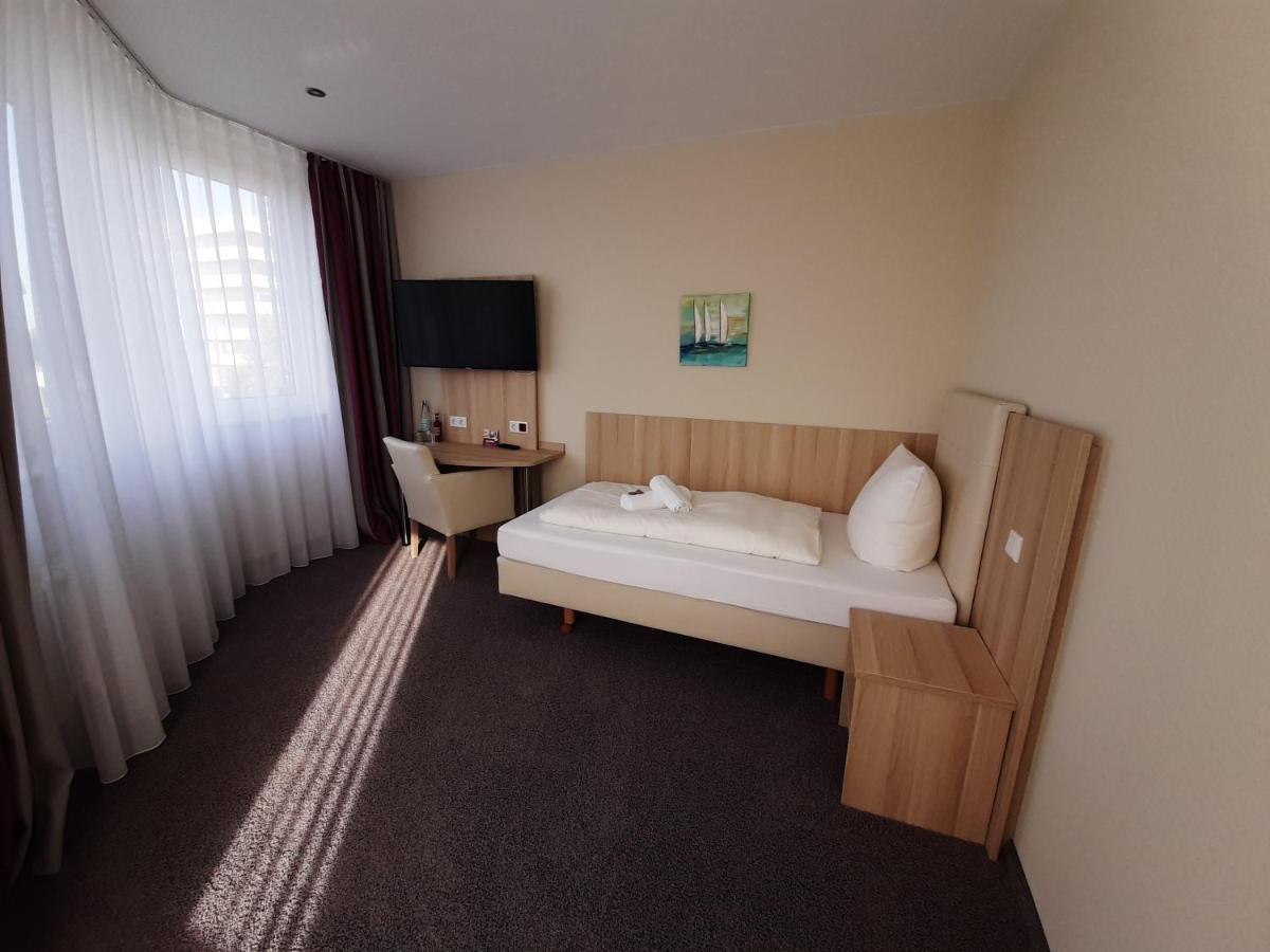Hotel Siebenschlaefer Am Wasserturm Alsdorf Eksteriør billede